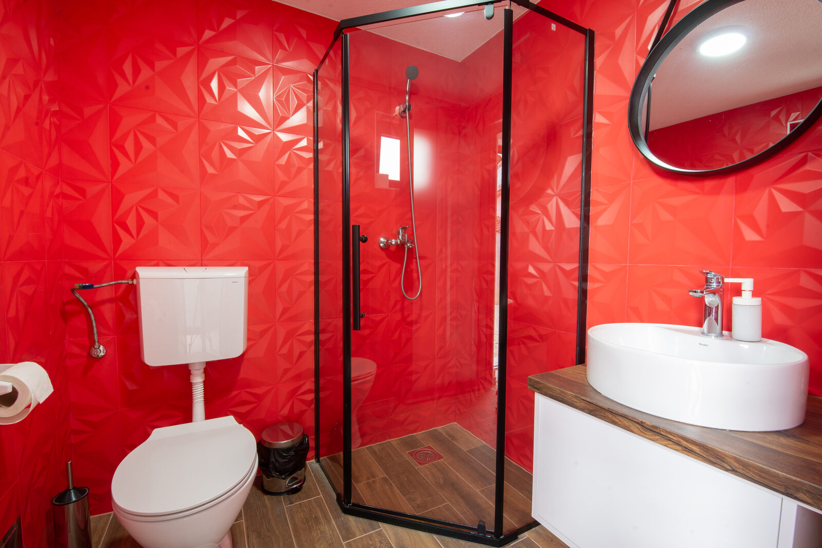 Brooklyn Brownstone Row House — bathroom